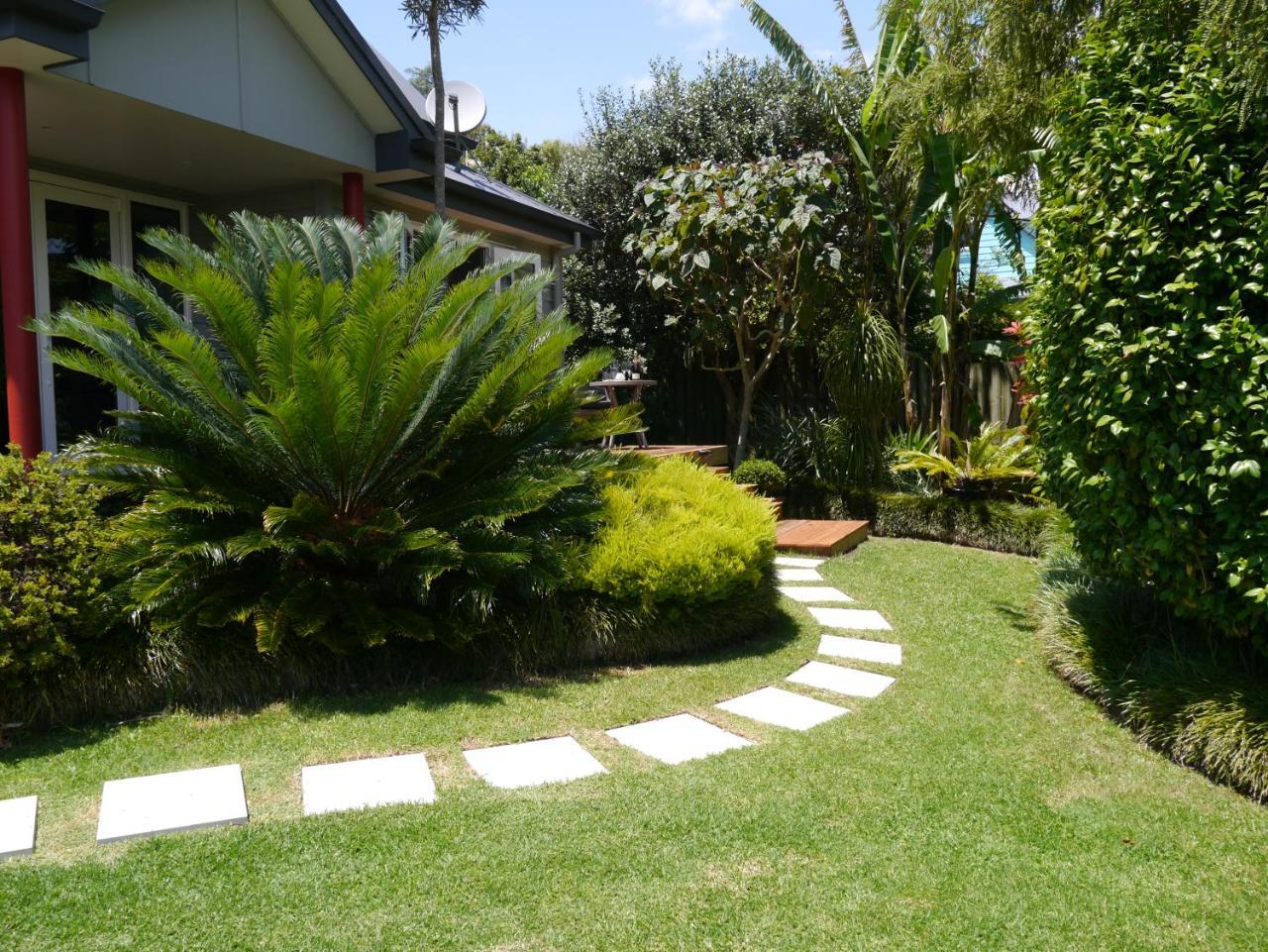 Kereru Cottage Russell - James Cook Apartment Exterior photo